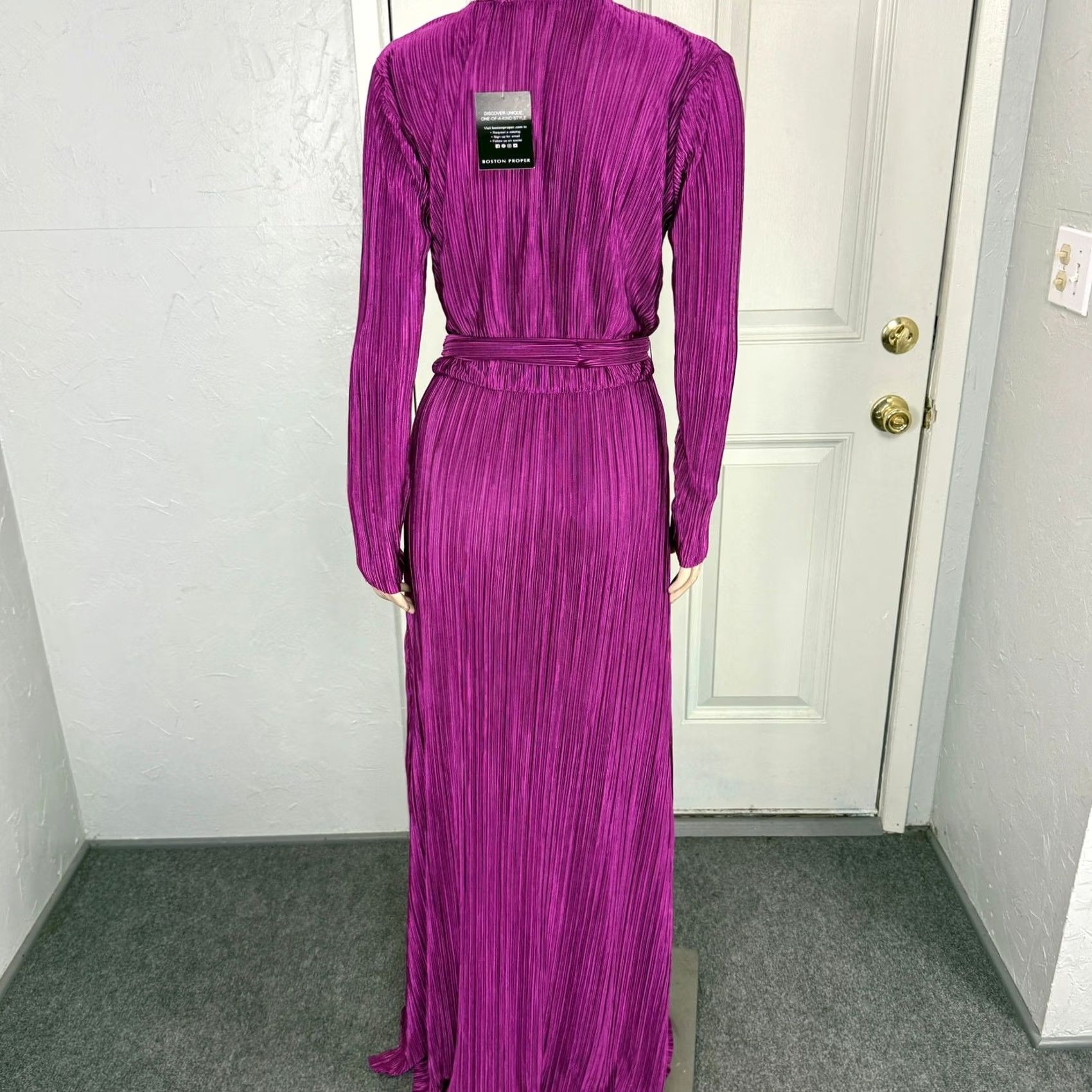 Boston Proper VINTAGE? (No) Boston Proper Dress Maxi Long Sleeve V-Neck Purple Size S / US 4 / IT 40 - 4 Thumbnail