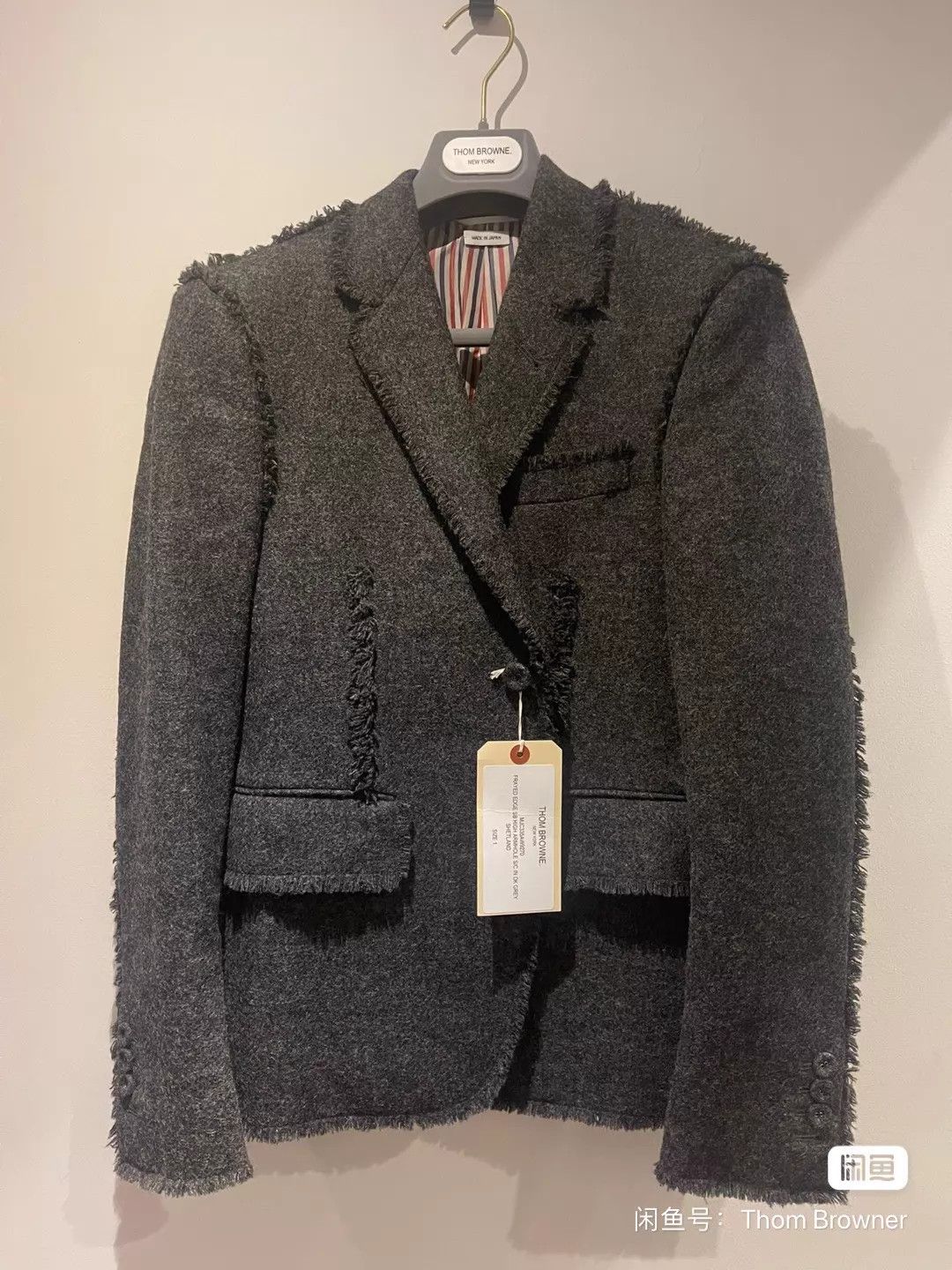 Thom Browne Thom Browne Charcoal Gray Raw Edge Tailored Blazer Size US S / EU 44-46 / 1 - 1 Thumbnail