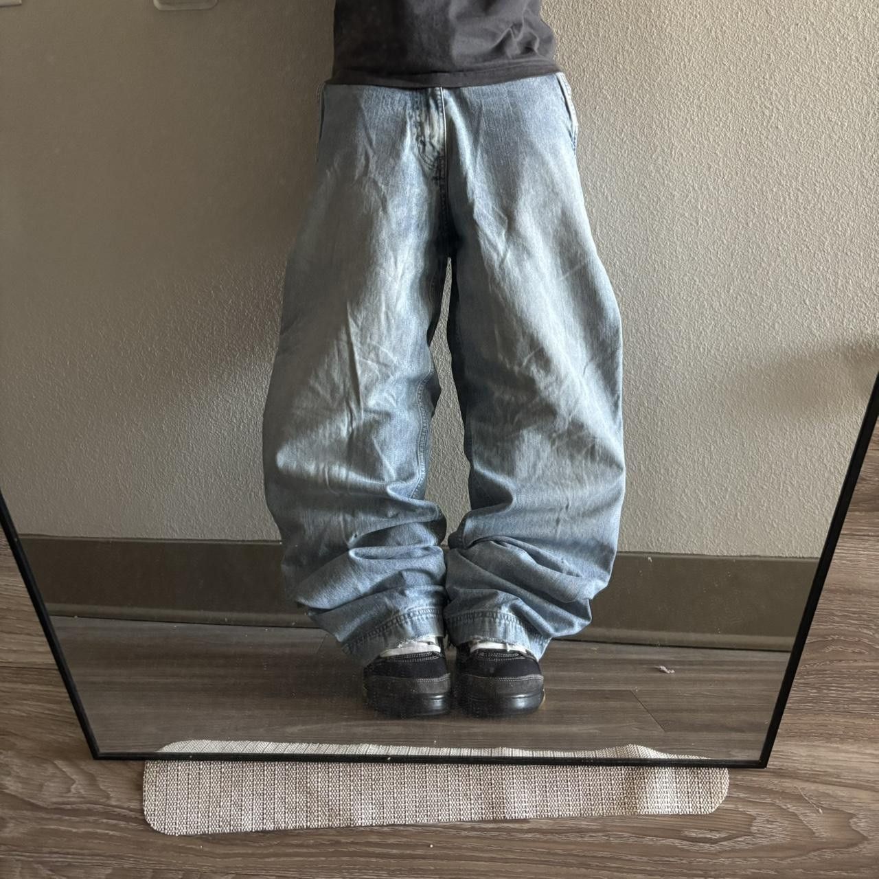 Japanese Brand Crazy Vintage Y2K/2000s Baggy Faded Wash Skater Style Carpenter Denim Jeans! 33x33 Size US 33 - 1 Thumbnail