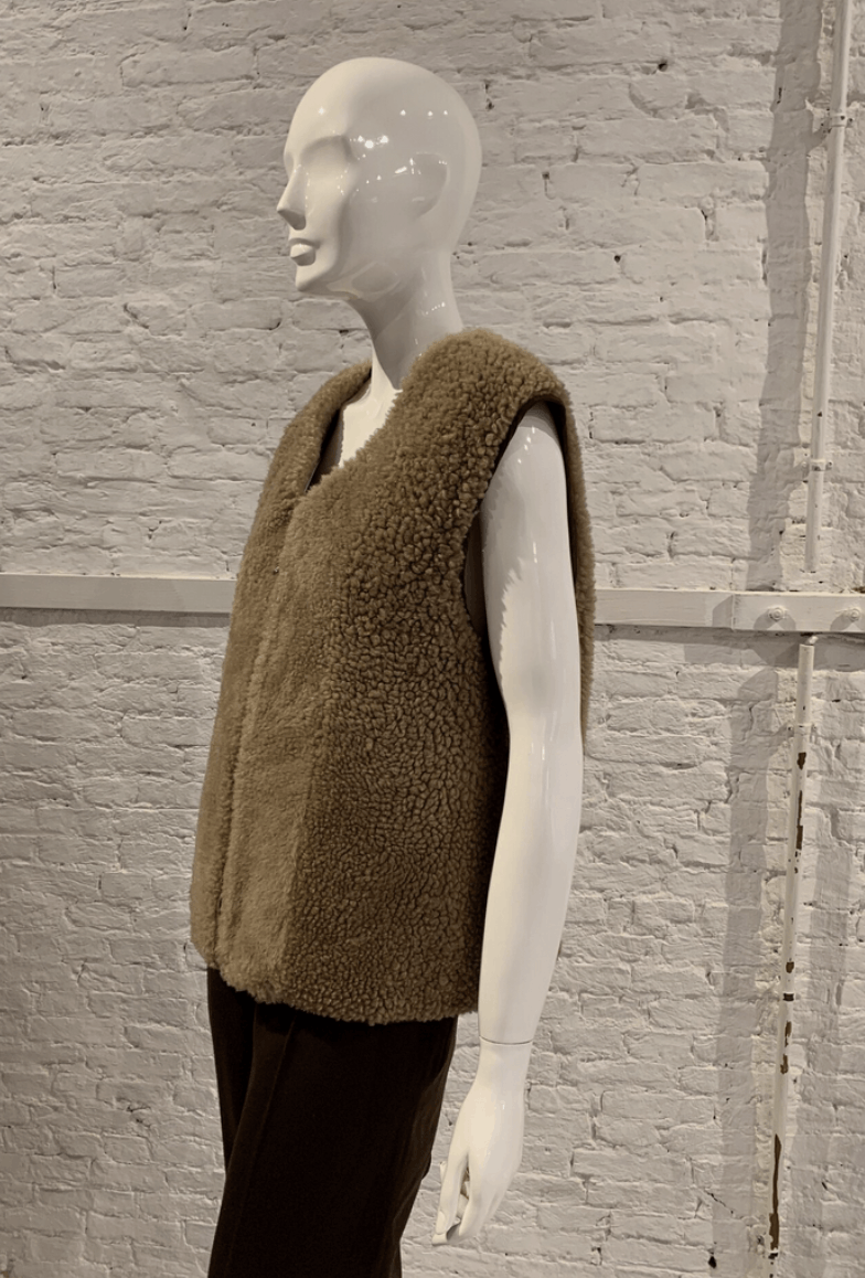 Maison Margiela Maison Martin Margiela A/W 2011 Sheepskin Gilet Showpiece Size US M / EU 48-50 / 2 - 10 Thumbnail