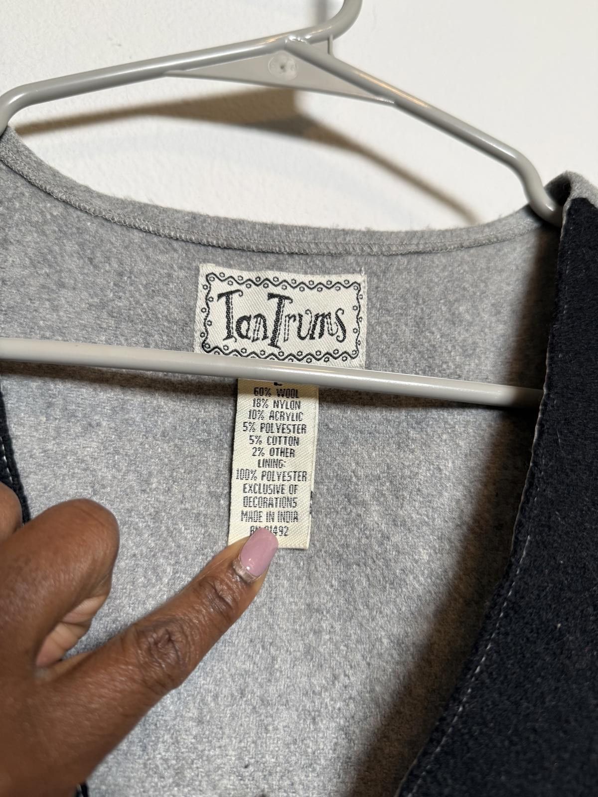 Other Vintage 90s Y2K Black and Gray Embroidered Wool Blend Vest Size L / US 10 / IT 46 - 3 Thumbnail