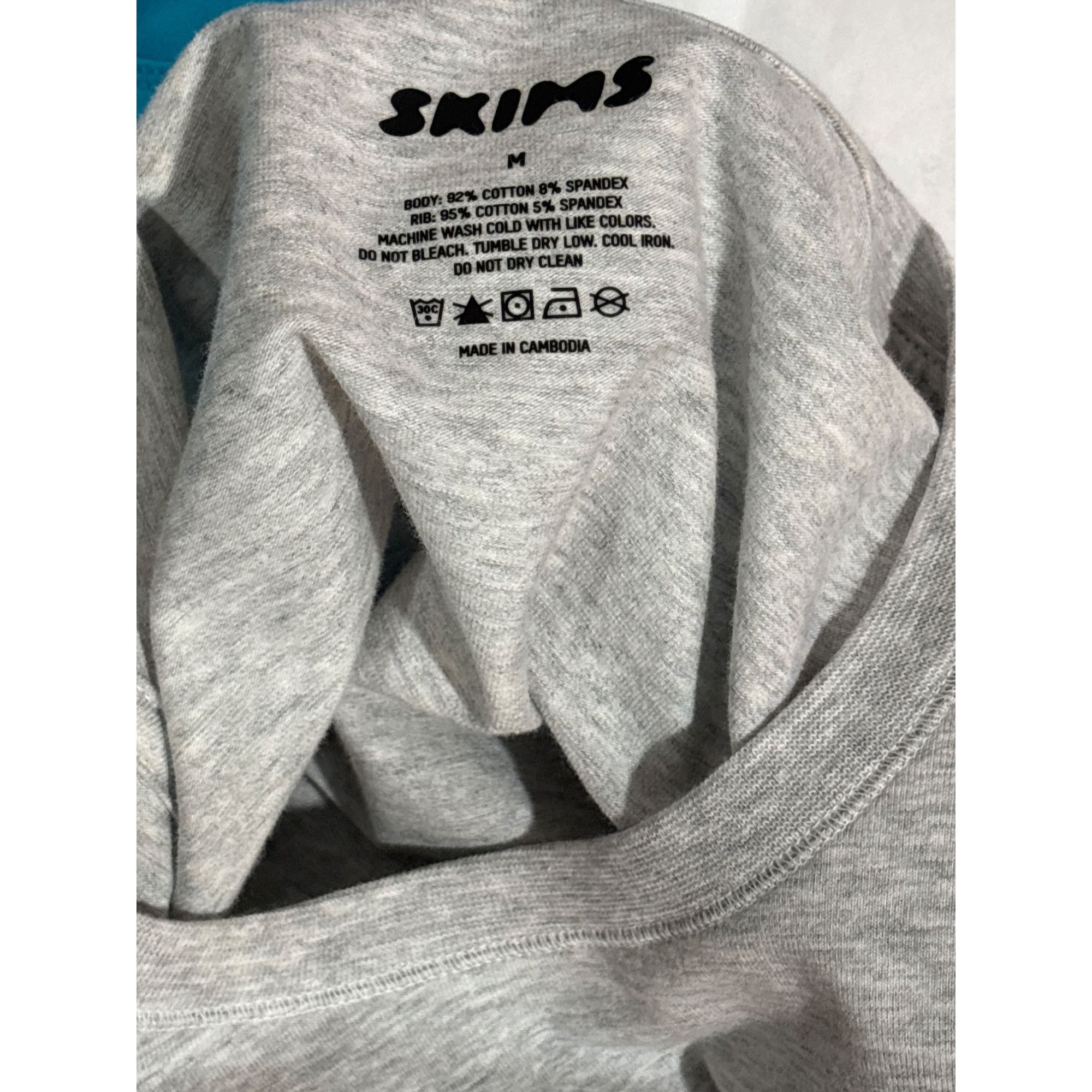 Other SKIMS Heather Gray Crewneck T-Shirt Size US M / EU 48-50 / 2 - 4 Thumbnail