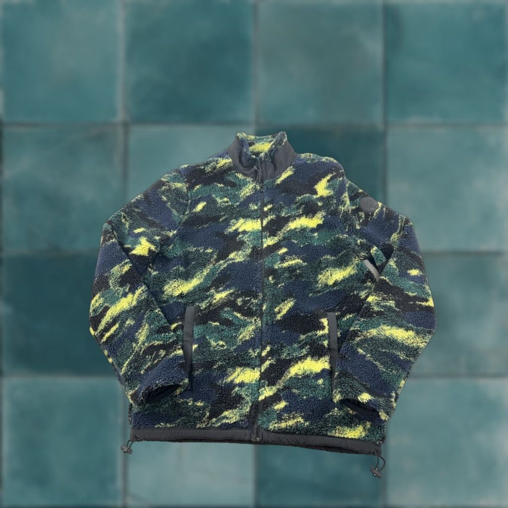American Eagle Outfitters American Eagle Jacket Mens Small Colorful Camouflage Full Zip Sherpa Fleece Size US S / EU 44-46 / 1 - 1 Thumbnail
