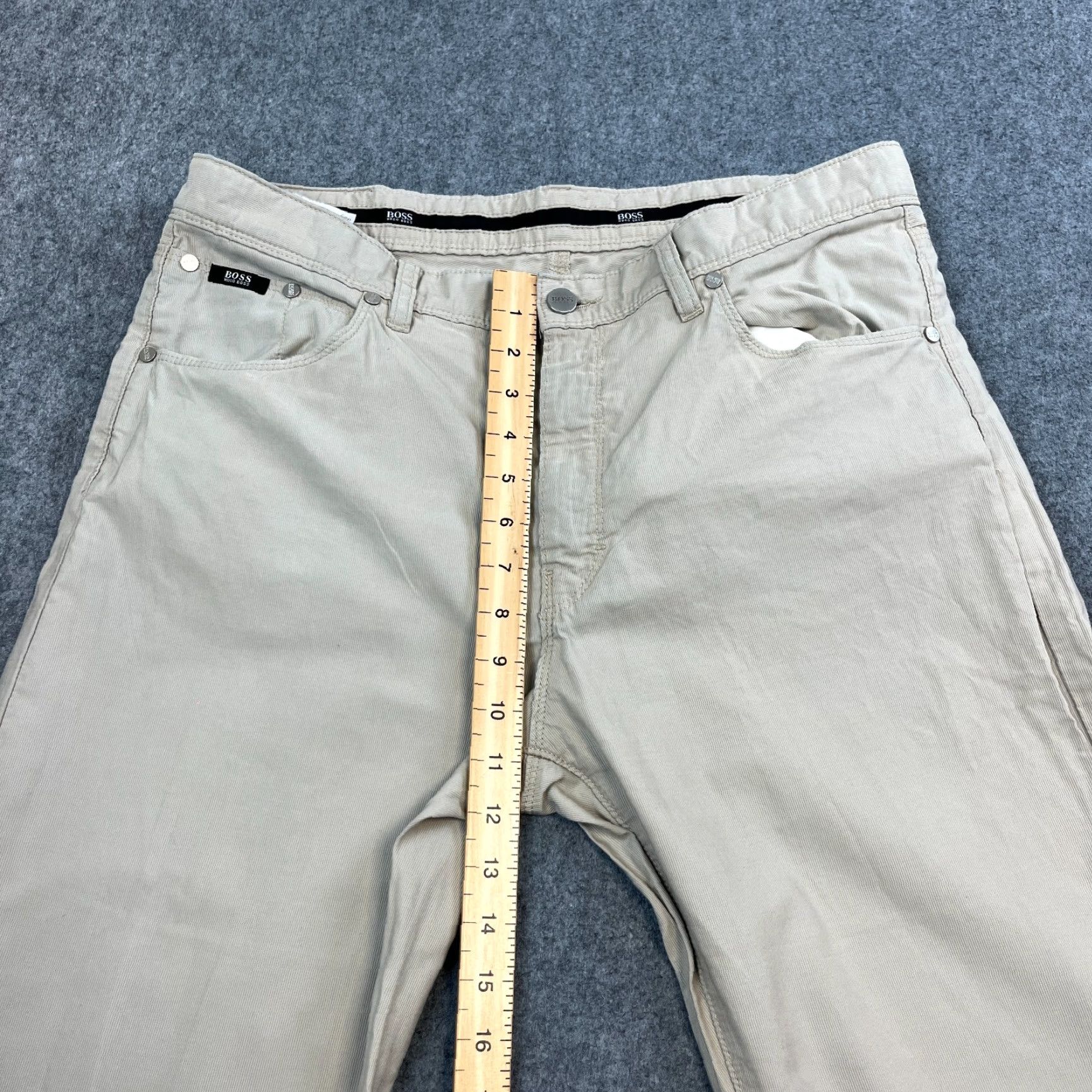 Hugo Boss HUGO BOSS Jeans Relaxed Straight 34 32 Beige Denim 5-Pocket Mens Regular Size Type XS-? Size US 34 / EU 50 - 5 Thumbnail