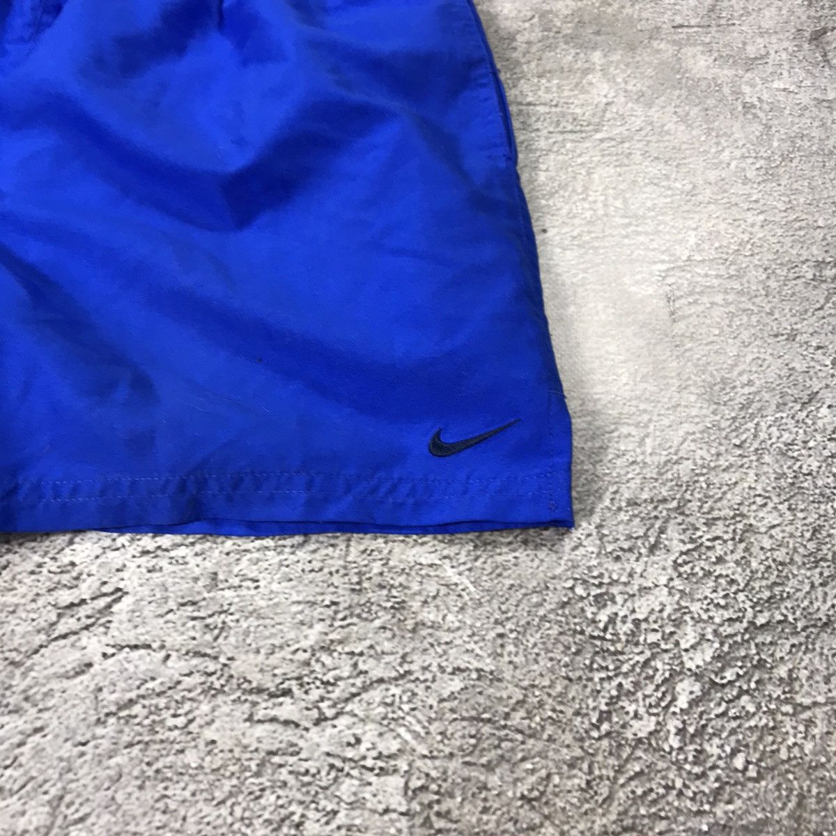 Vintage Vintage Nike Swoosh Shorts Baggy Streetwear Y2K Blue Logo 32 Size US 32 / EU 48 - 2 Thumbnail