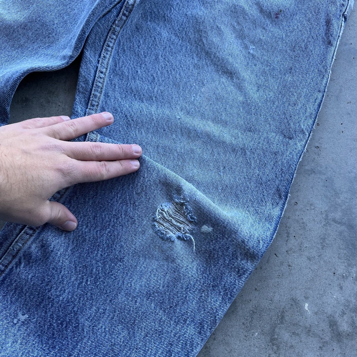 2000s Levi’s 505 Distressed Jeans