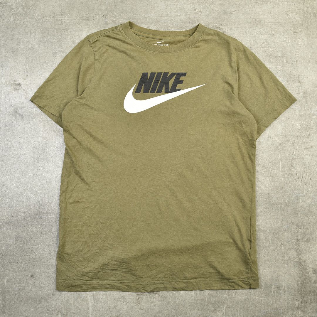Nike NIKE PRINTED LOGO TEE GREEN - SMALL Size US S / EU 44-46 / 1 - 1 Thumbnail