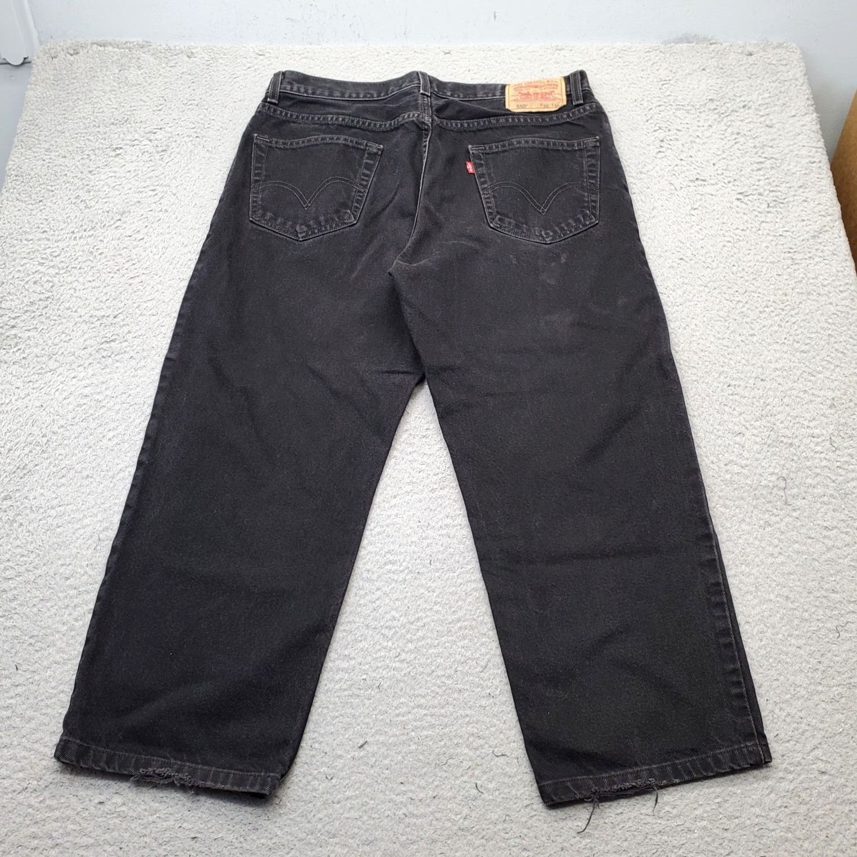 Levi's Levi's 550 Jeans Mens 36x30 Black Denim Red Tab Relaxed Fit Streetwear Grunge Jeans Mens Size 36 Black Denim 5-Pocket Design Vintage Size US 36 / EU 52 - 2 Thumbnail