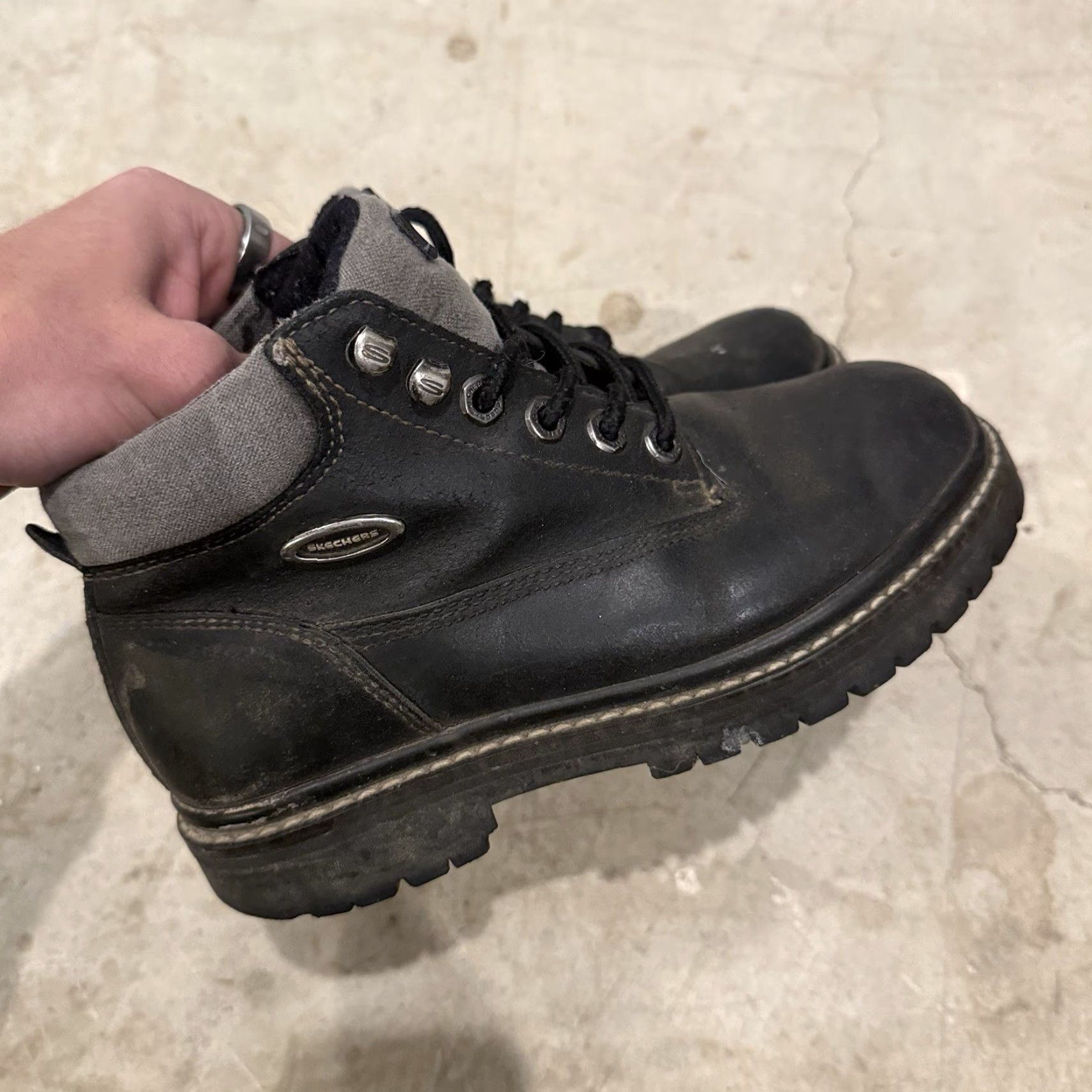 SKECHERS VINTAGE Skechers Boots Womens 6 Chunky Work Ankle Bootie 2620 Black Leather Lug Boots Mens? No, Womens Size US 6 / IT 36 - 3 Thumbnail