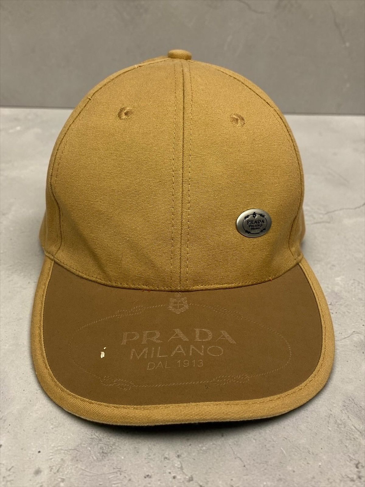 Prada Prada Milano Beige Hype Y2k Cap Size ONE SIZE - 1 Thumbnail