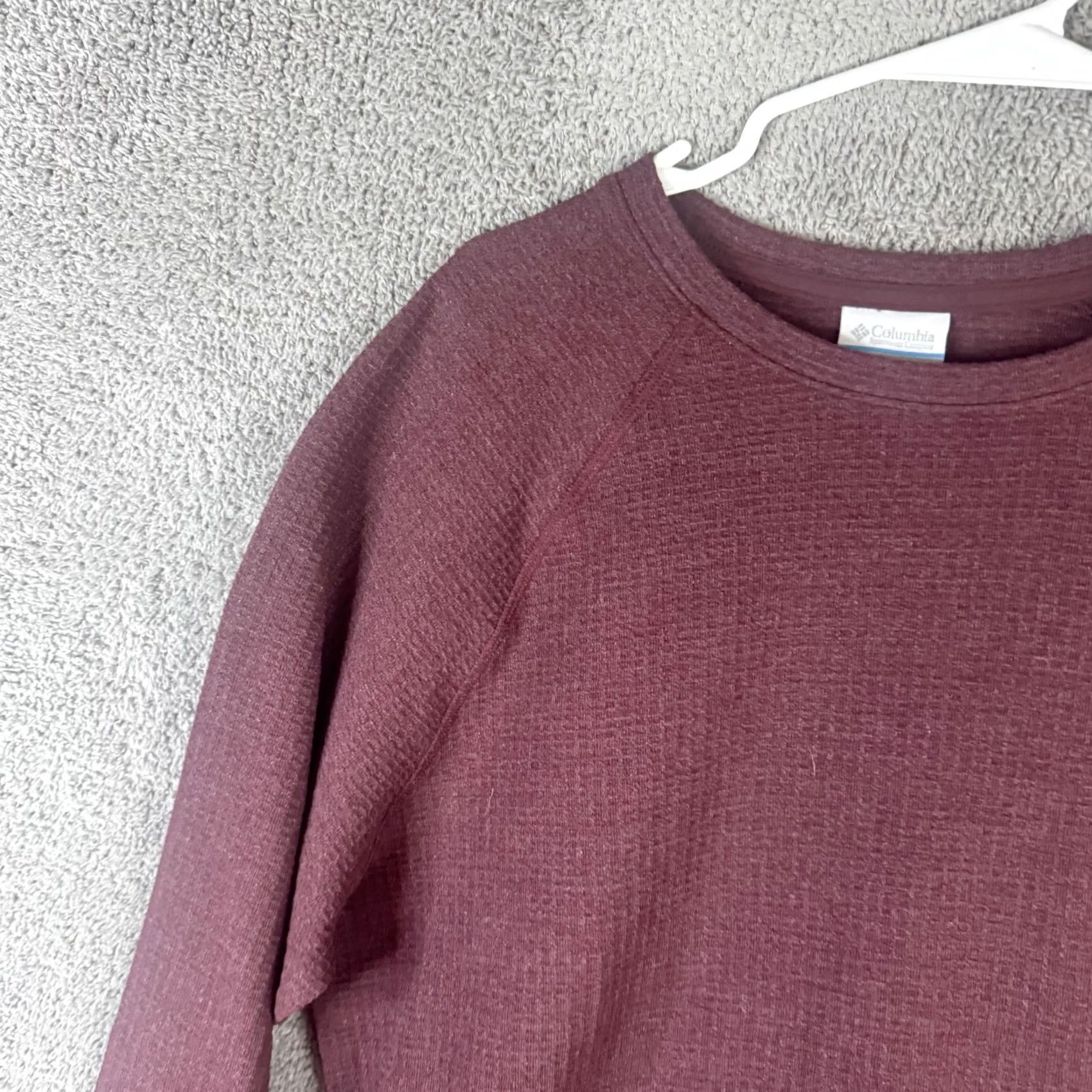 Vintage Columbia Womens Shirt 2XL Burgundy Red Waffle Knit Long Sleeve Crewneck Tee Size XXL / US 16-18 / IT 52-54 - 5 Thumbnail