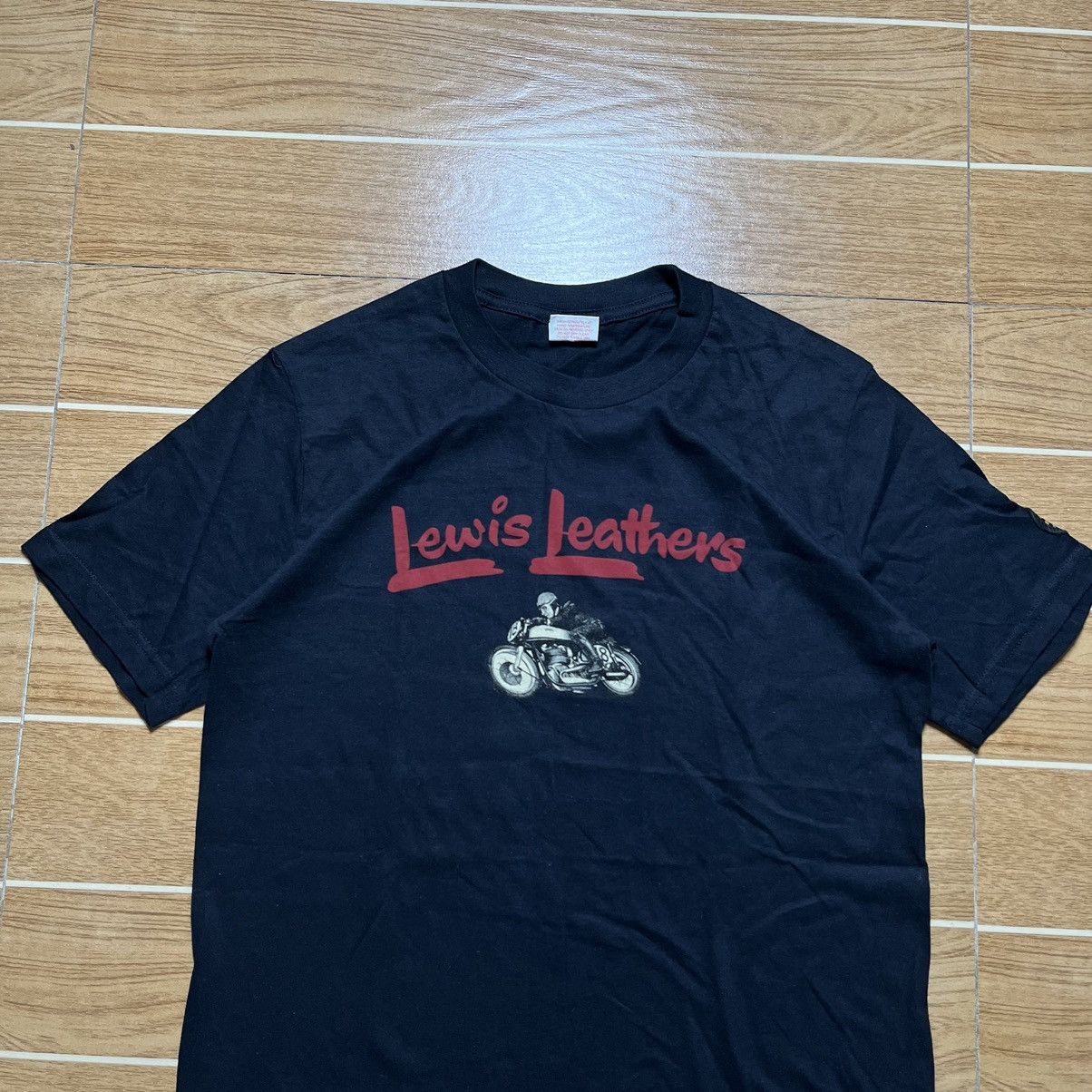 Lewis Leathers AVIAKIT LEWIS LEATHERS FOLLOW THE LEADERS! SHIRT Size US S / EU 44-46 / 1 - 2 Thumbnail
