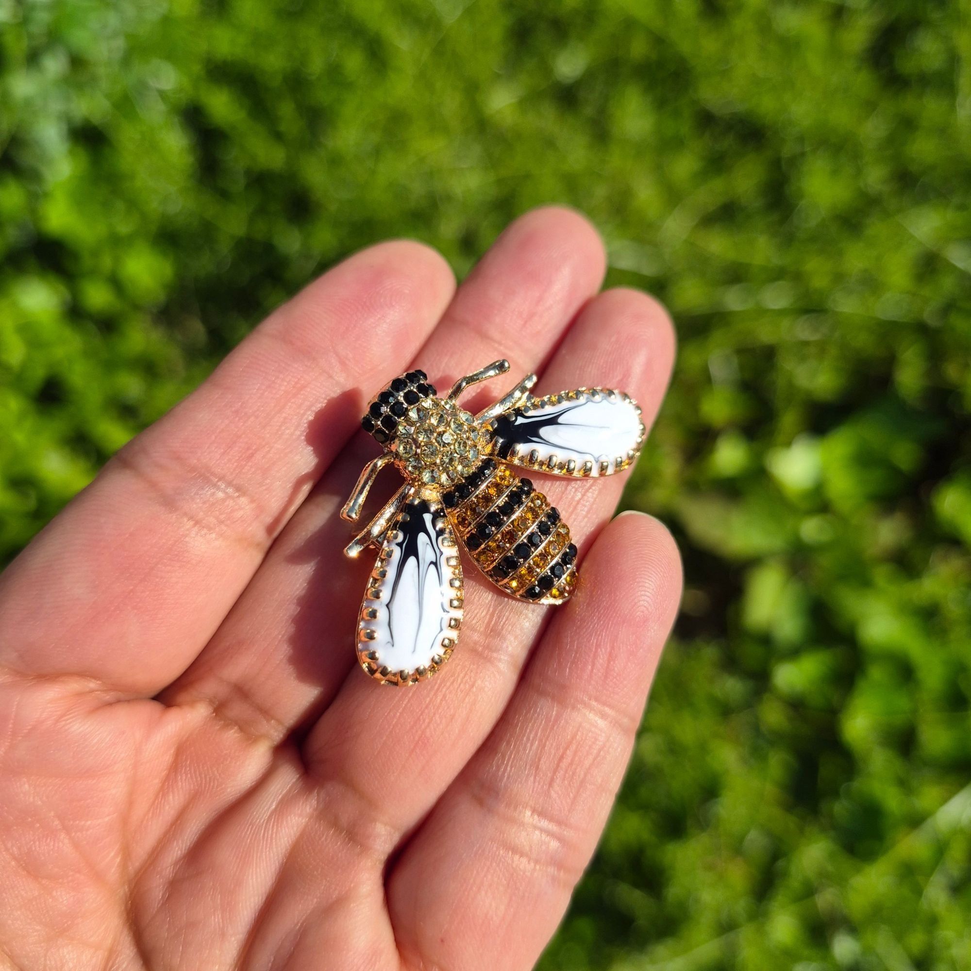Other ⭐Elegant Large Gold Crystal Bumble Bee Brooch Pin Insect Jew Size ONE SIZE - 3 Thumbnail