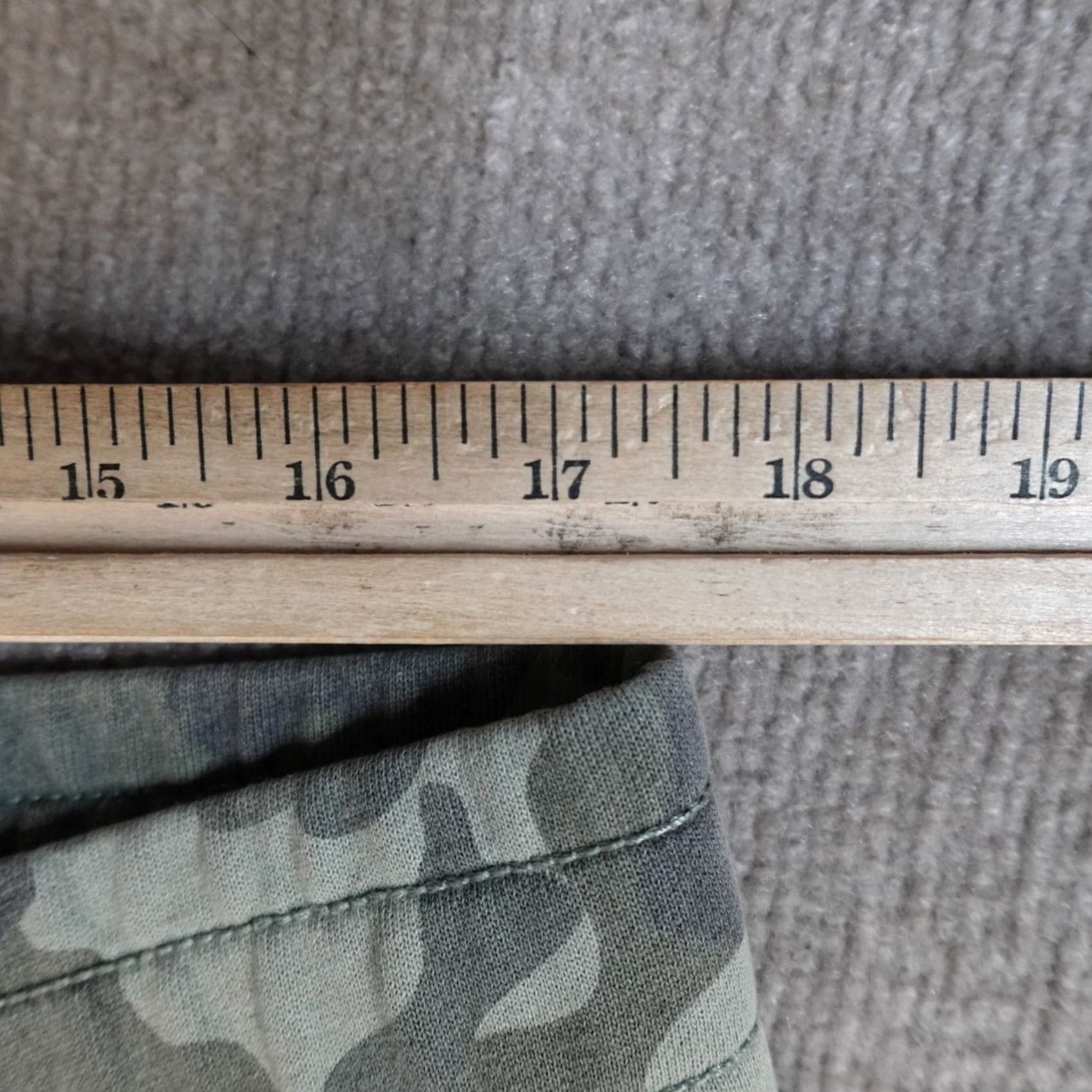 G-Star G-Star Shorts XL Green Camo 10" Sweatshorts Regular Men Camouflage Pockets Cargo Inseam 10in Size US 36 / EU 52 - 6 Thumbnail