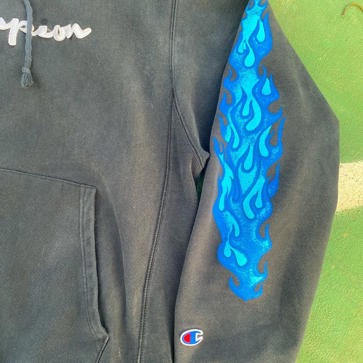 Champion HOODIE CHAMPION FLAME Size US L / EU 52-54 / 3 - 2 Thumbnail