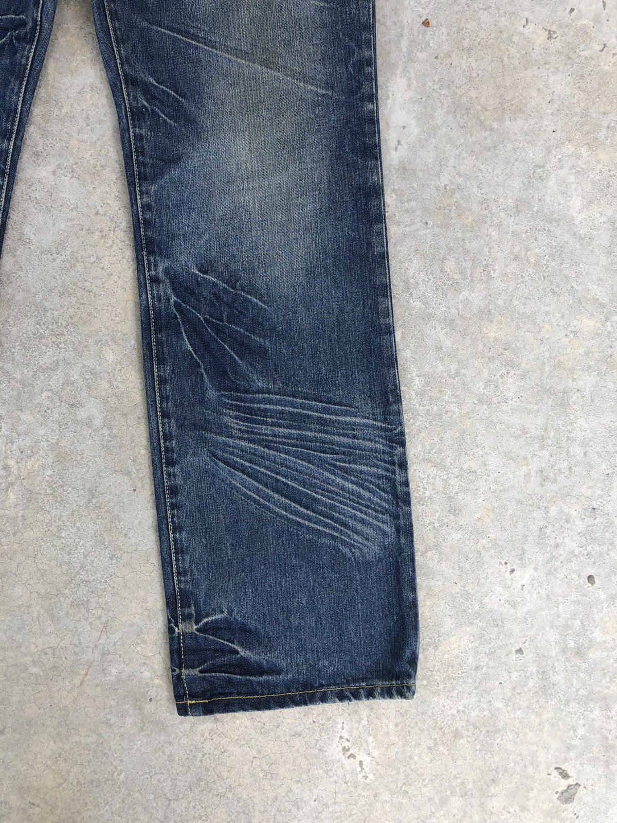Robins Jeans Vintage Robin’s Embroidered Logo Distressed Jeans Size US 32 / EU 48 - 7 Thumbnail