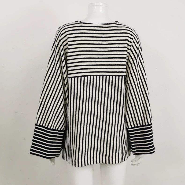 Loewe LOEWE A long-sleeved black and white striped shirt, Size XS / US 0-2 / IT 36-38 - 2 Thumbnail