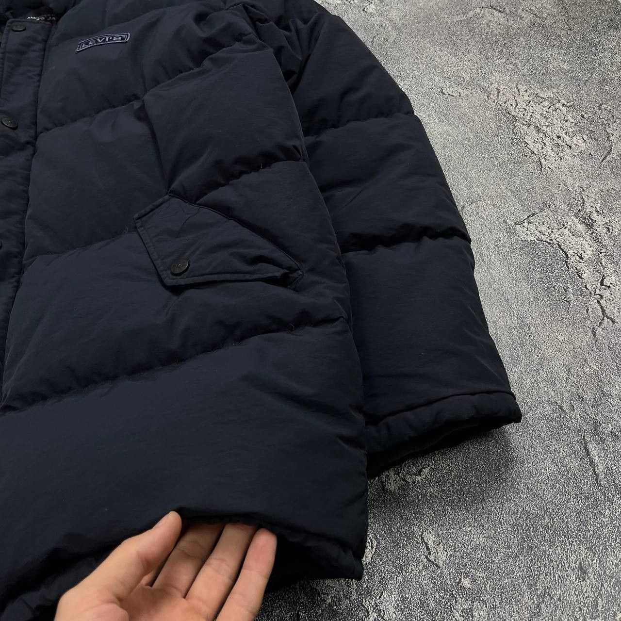 Levi's Vintage Clothing Men’s Vintage Levi’s Down Jacket Puffer Black Nylon Size L Size US L / EU 52-54 / 3 - 4 Thumbnail