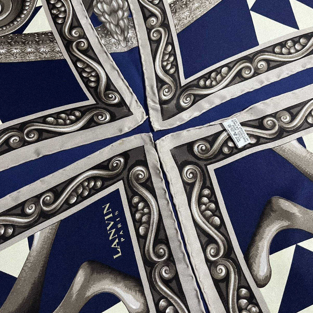 Lanvin Lanvin Paris 3D design Silk Scarf Size ONE SIZE - 8 Thumbnail