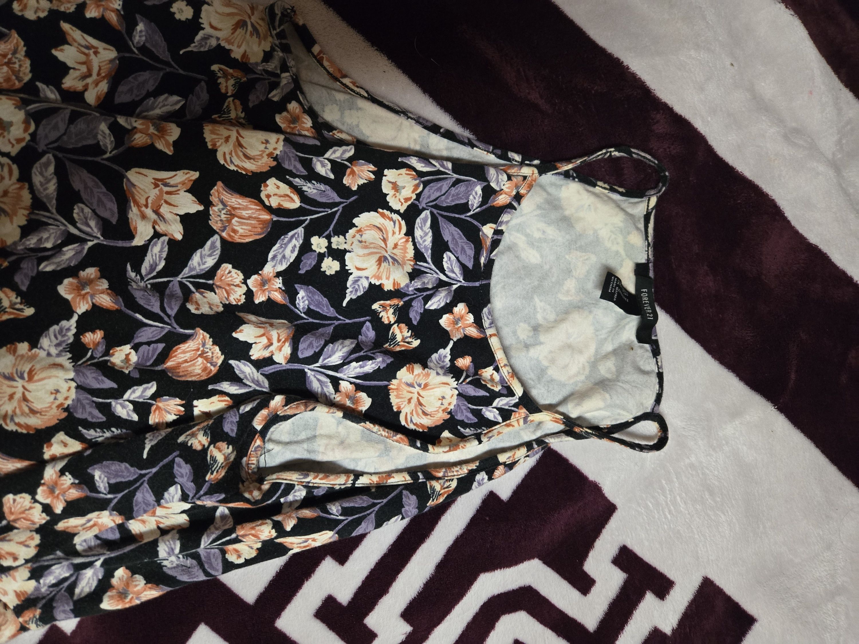 Forever 21 Floral spagetti strap dress Size M / US 6-8 / IT 42-44 - 3 Thumbnail