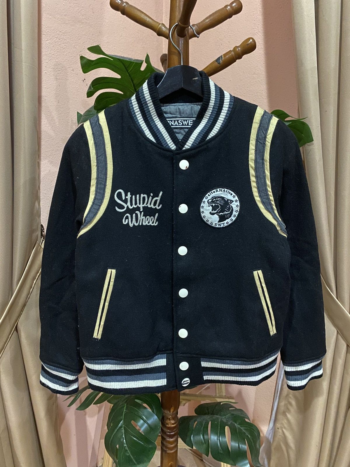 Japanese Brand Vintage RNASWEAT Stupid Wheel Varsity Jacket Wool Blend Size S / US 4 / IT 40 - 1 Thumbnail