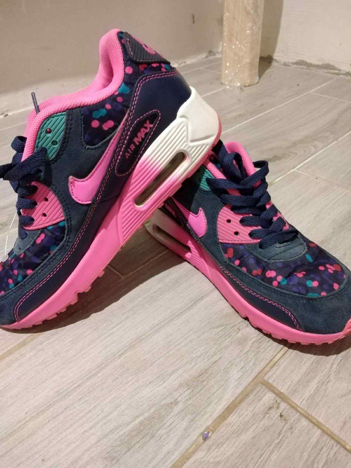 Nike Air Max 90 Sneakers Pink Navy Floral Print Rare