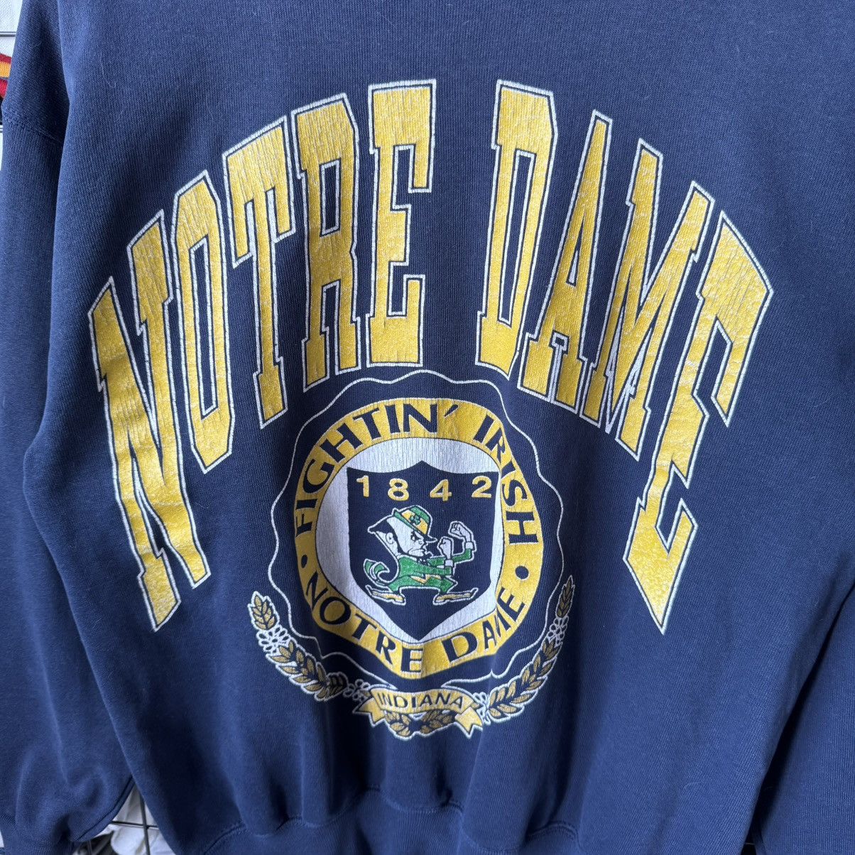 Nutmeg Vintage 90s Notre Dame Irish Nutmeg Sweatshirt Size US M / EU 48-50 / 2 - 9 Thumbnail