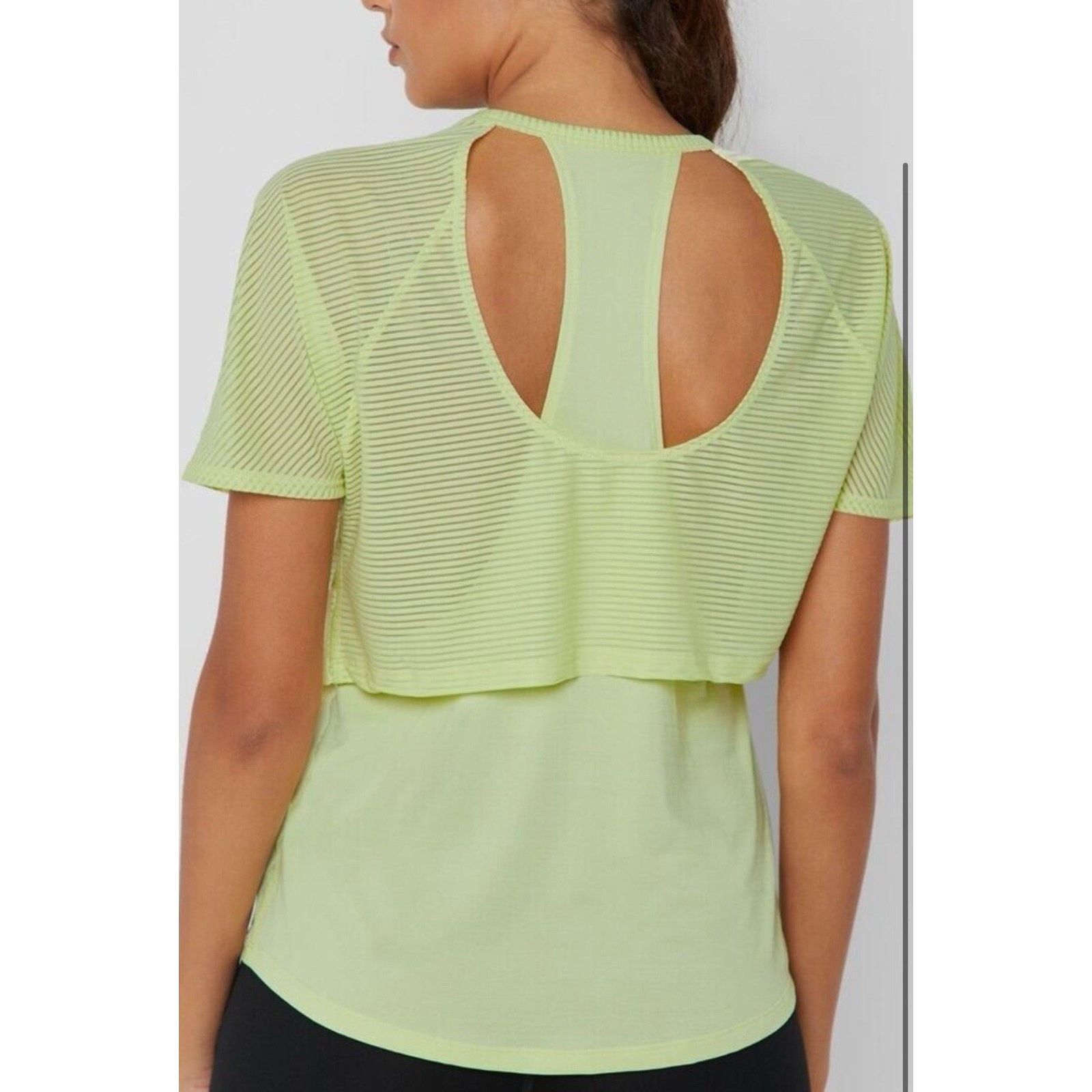 Nike Nike Women’s Air Graphic Running Shirt Xlarge Yellow (T10) Size XL / US 12-14 / IT 48-50 - 2 Thumbnail