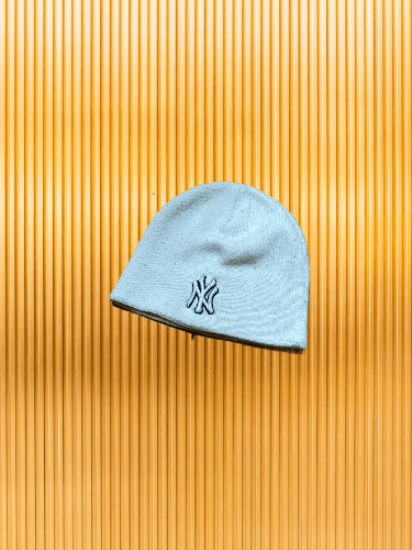New York Yankees New York Yankees Vintage Big Logo Beanie Hat Size ONE SIZE - 1 Thumbnail
