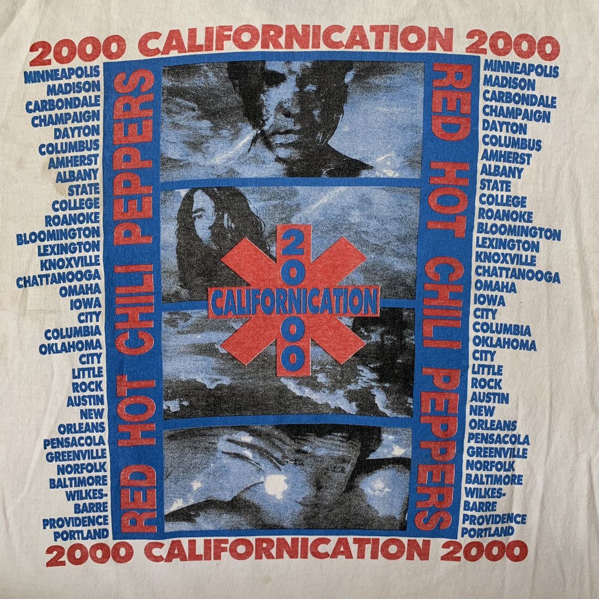 Band Tees × Vintage *RARE* Vintage Red Hot Chili Peppers Californication T-Shirt Size US XL / EU 56 / 4 - 4 Thumbnail