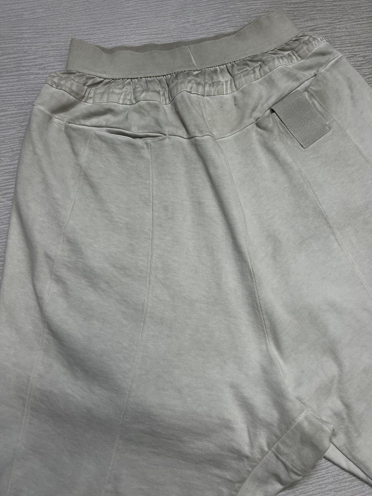 Julius Julius - S/S ‘14 “Ghost” - Over Crotch Raw Hem Sweatshorts Size US 30 / EU 46 - 10 Thumbnail