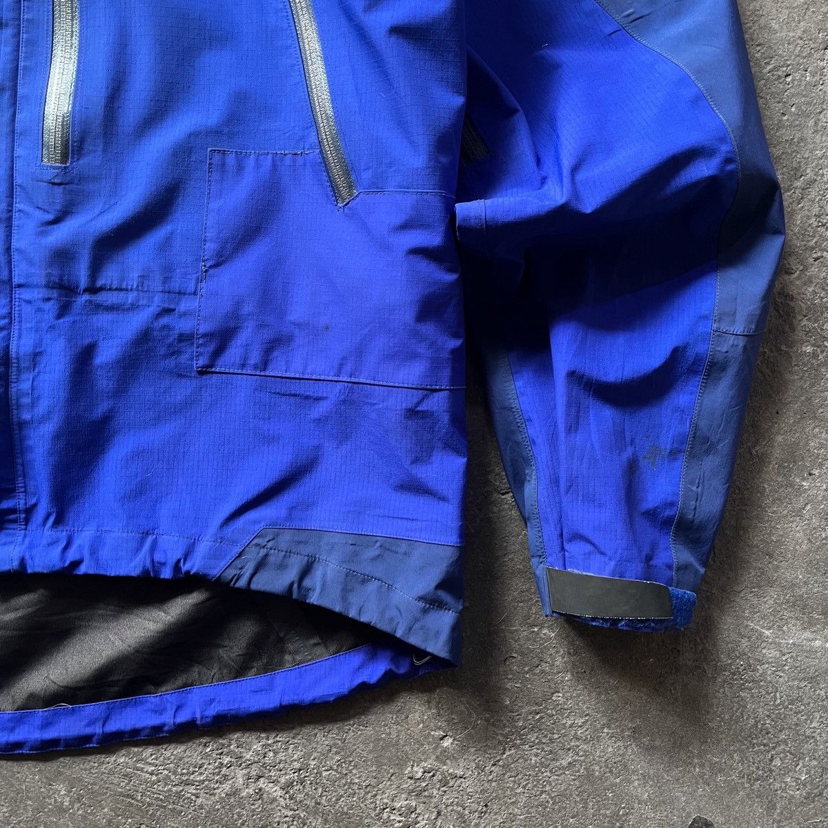 Arc'teryx Vintage Arcteryx Alpha SV too blue jacket 1998 Size US XL / EU 56 / 4 - 5 Thumbnail