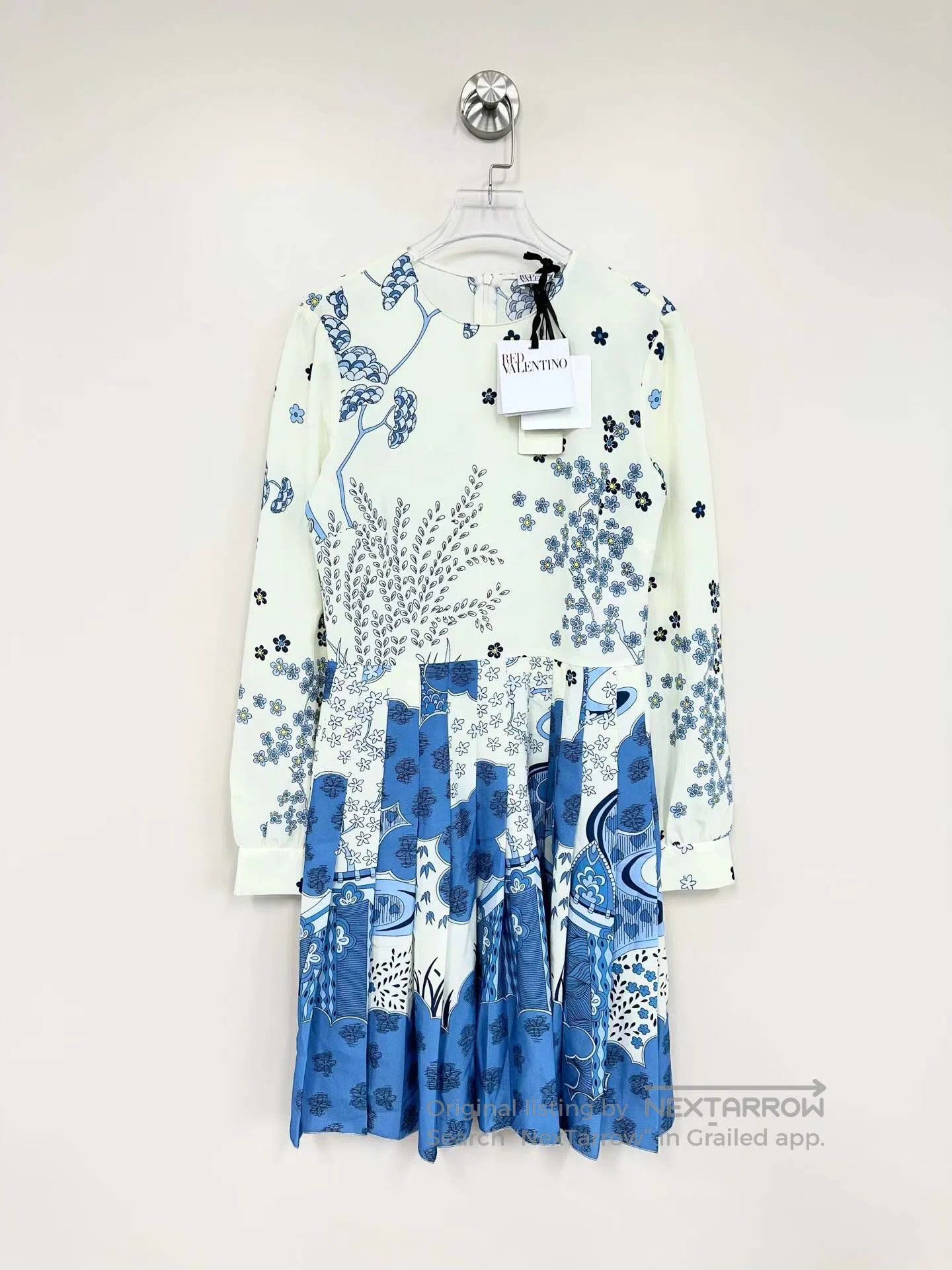 Valentino Valentino White Ink Wash Printed Pleated Dress| Size XS / US 0-2 / IT 36-38 - 1 Thumbnail