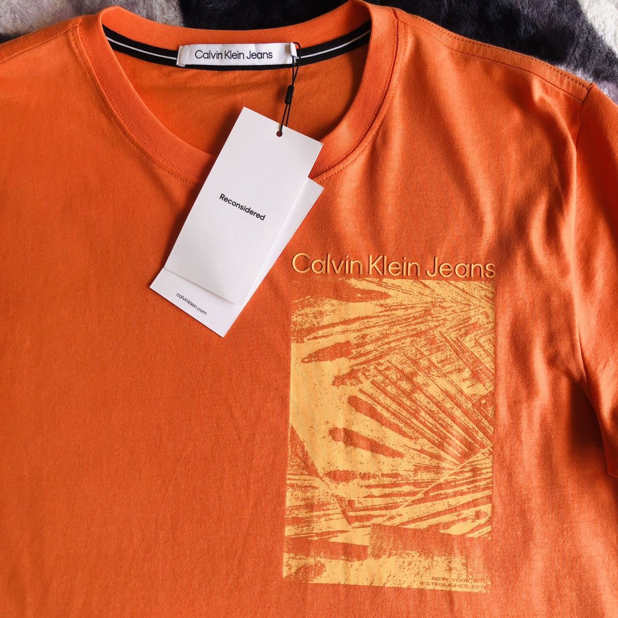 Calvin Klein Calvin Klein Jeans Palm Print Regular Tee Size US M / EU 48-50 / 2 - 3 Thumbnail