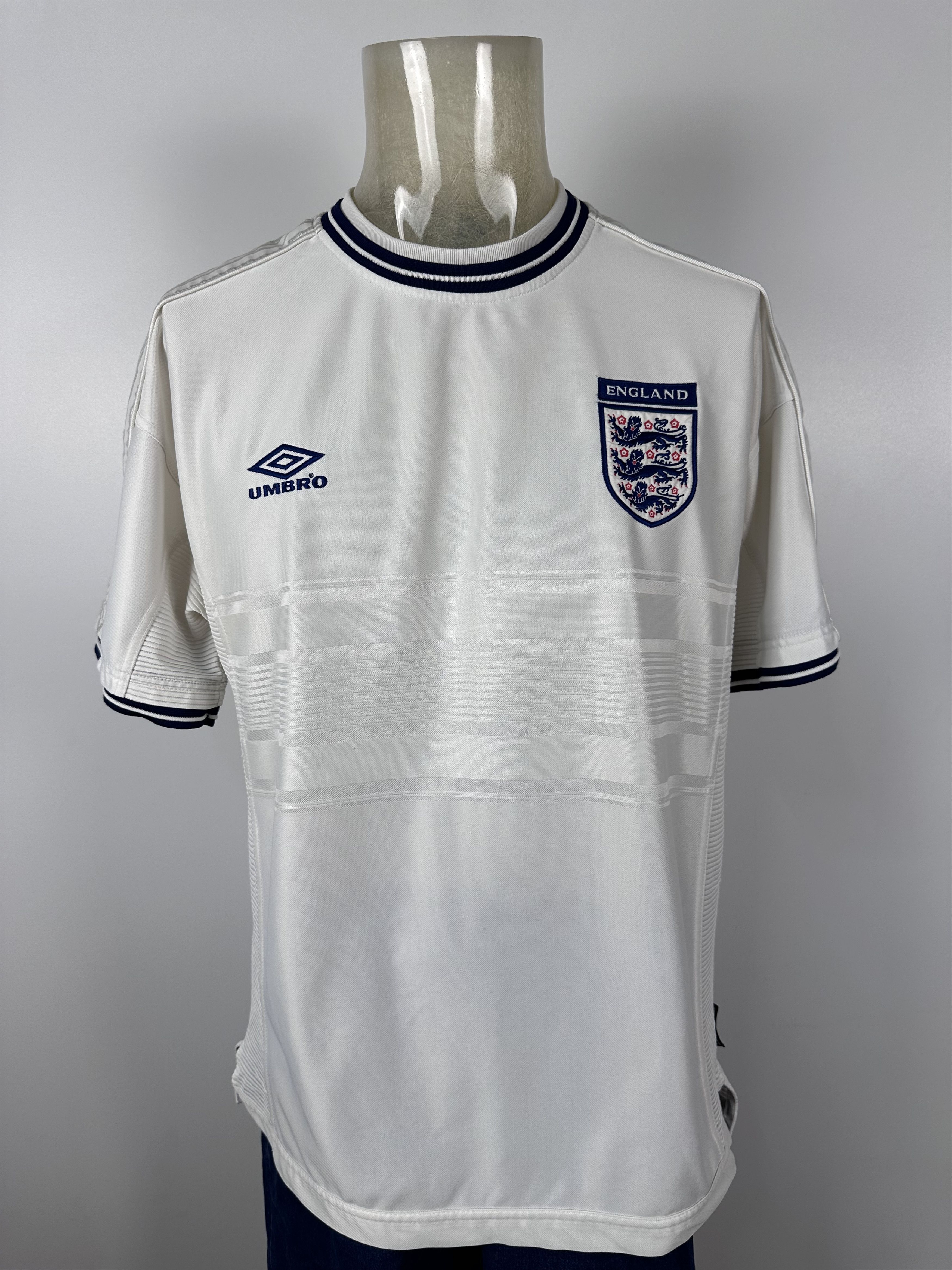 Umbro × Vintage ENGLAND 1999 2001 HOME FOOTBAL SHIRT SOCCER JERSEY UMBRO Size US L / EU 52-54 / 3 - 1 Thumbnail