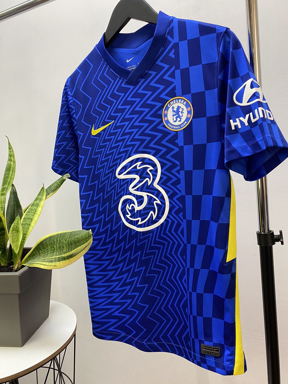 Chelsea Soccer × Nike Chelsea London 2021 2022 Home Soccer Jersey Football Shirt Size US S / EU 44-46 / 1 - 2 Thumbnail