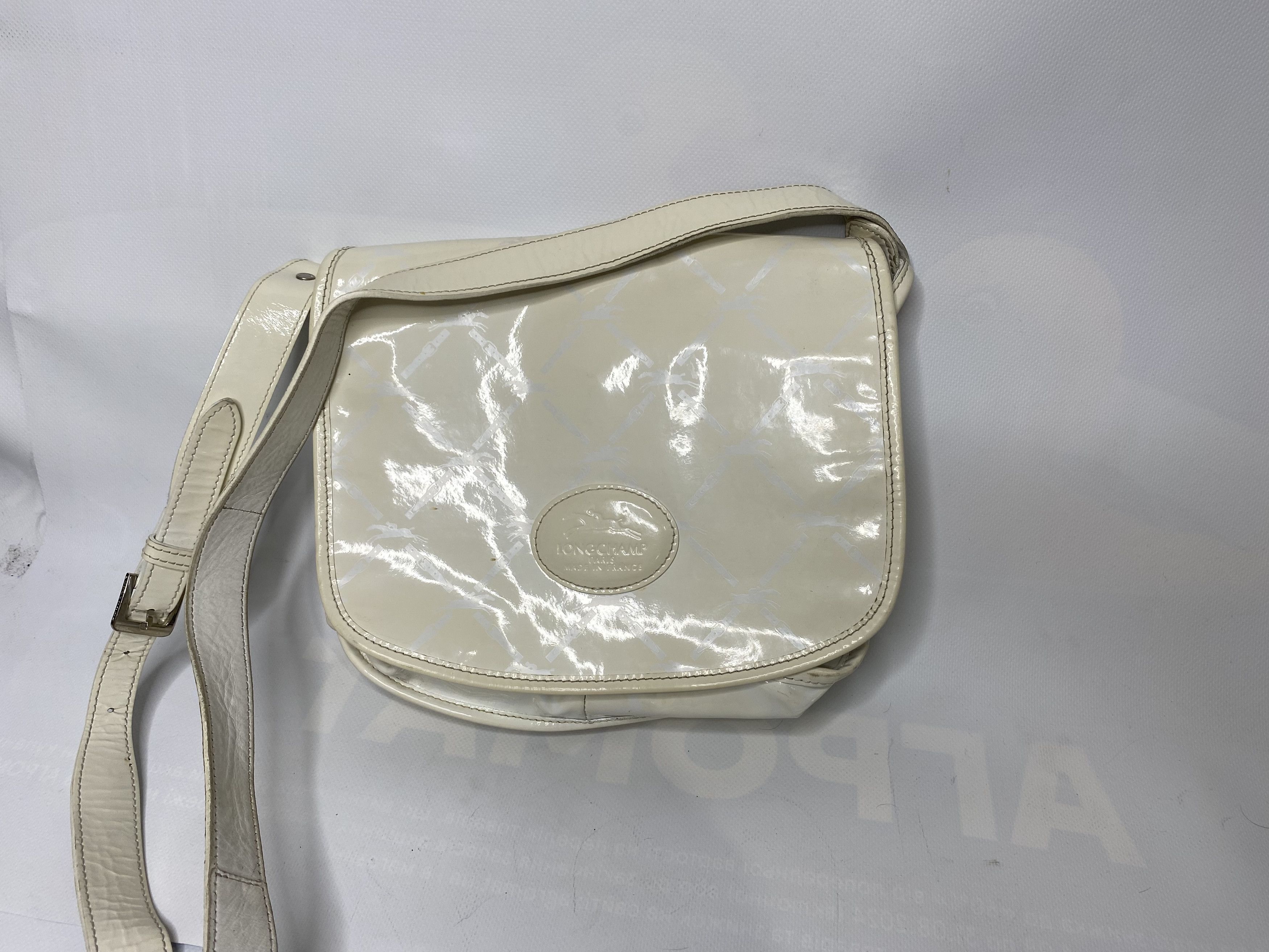 LONGCHAMP VINTAGE BEIGE VINYL CROSSBODY BAG