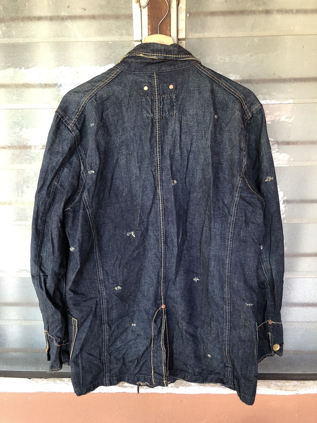 Levi's Vintage Levi’s Redloop Distressed Punk Style Denim Jacket Size US L / EU 52-54 / 3 - 10 Thumbnail