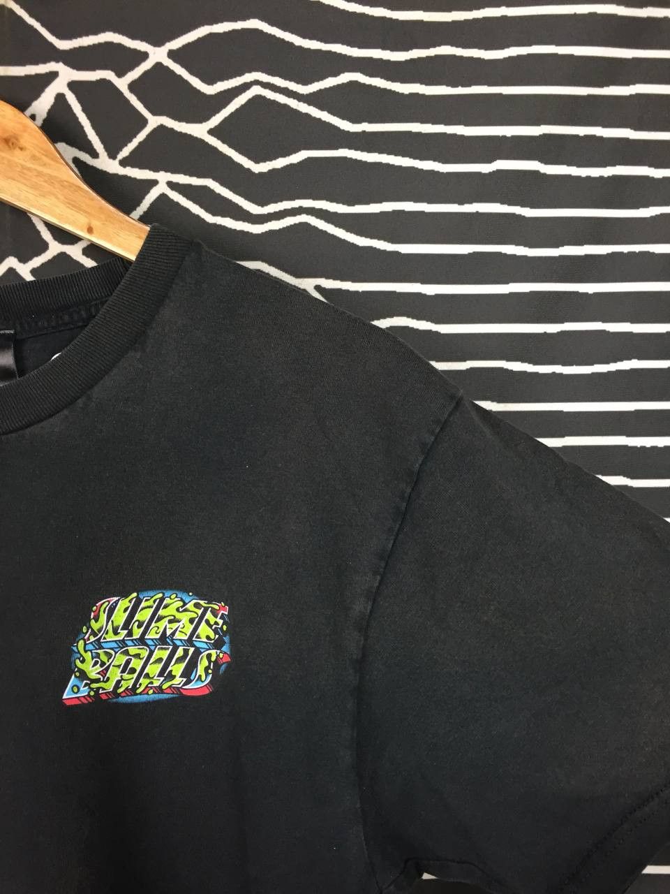 Santa Cruz Skateboards Distressed Santa Cruz Skateboards Slim Balls Tee Size US M / EU 48-50 / 2 - 8 Thumbnail