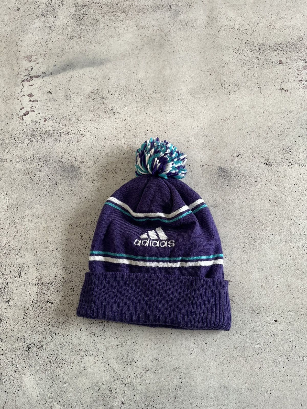 Adidas NWT NBA Charlotte Hornets Adidas Cuffed Pom Hat Beanie Size ONE SIZE - 3 Thumbnail