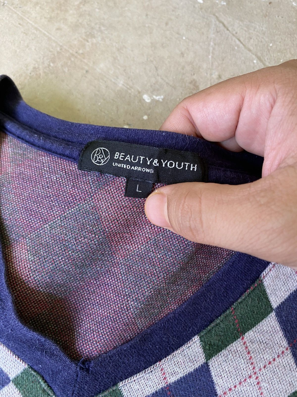 BEAUTY&YOUTH United Arrows Beauty & Youth Argyle V Neck Tee Japan Size US M / EU 48-50 / 2 - 6 Thumbnail