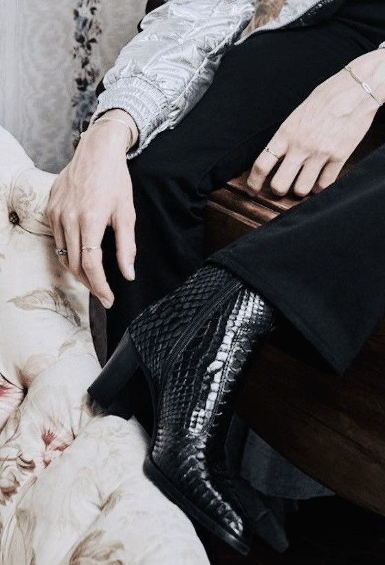Celine × Hedi Slimane Ultra rare Celine Python Boots Size US 8 / EU 41 - 8 Thumbnail