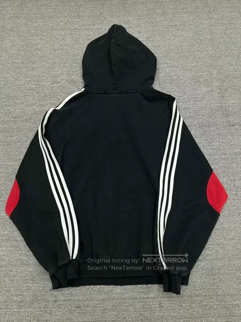Balenciaga Balenciaga Adidas Trefoil Collaboration Sweater Size US L / EU 52-54 / 3 - 2 Thumbnail