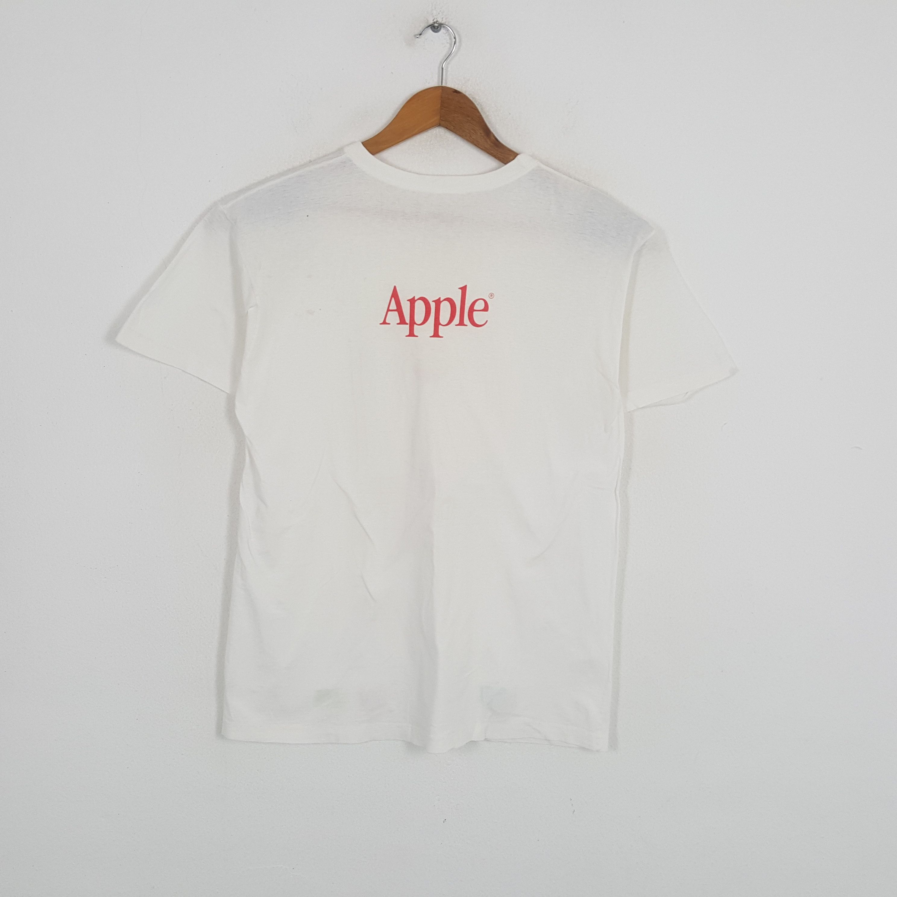 Apple × Mackintosh × Vintage Vintage APPLE MANCINTOSH IT Company Promo T-Shirts Size US M / EU 48-50 / 2 - 3 Thumbnail