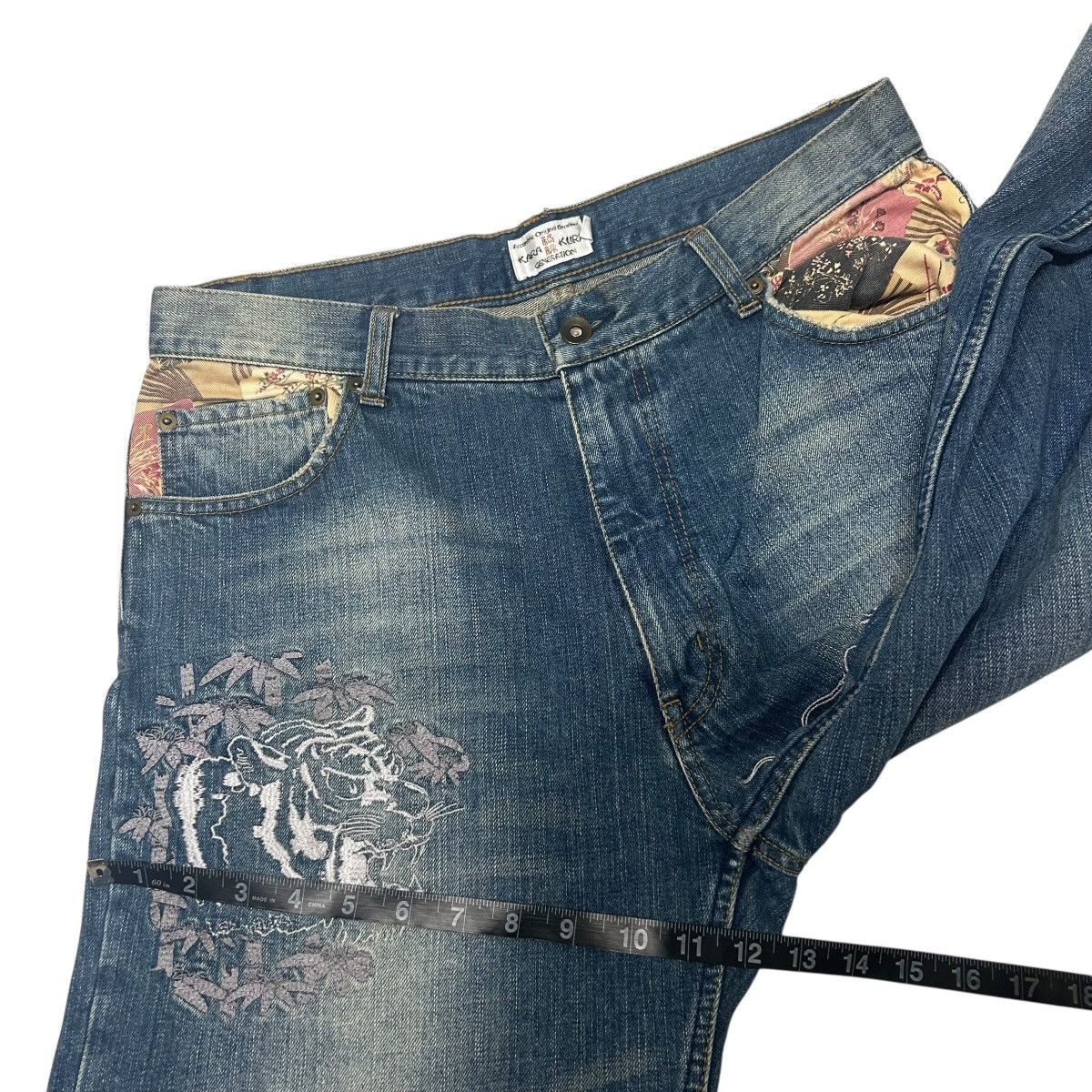 Karakuri Tamashii 512 Karakuri Tamashii jeans embroidered denim blue archive Size US 33 - 20 Thumbnail