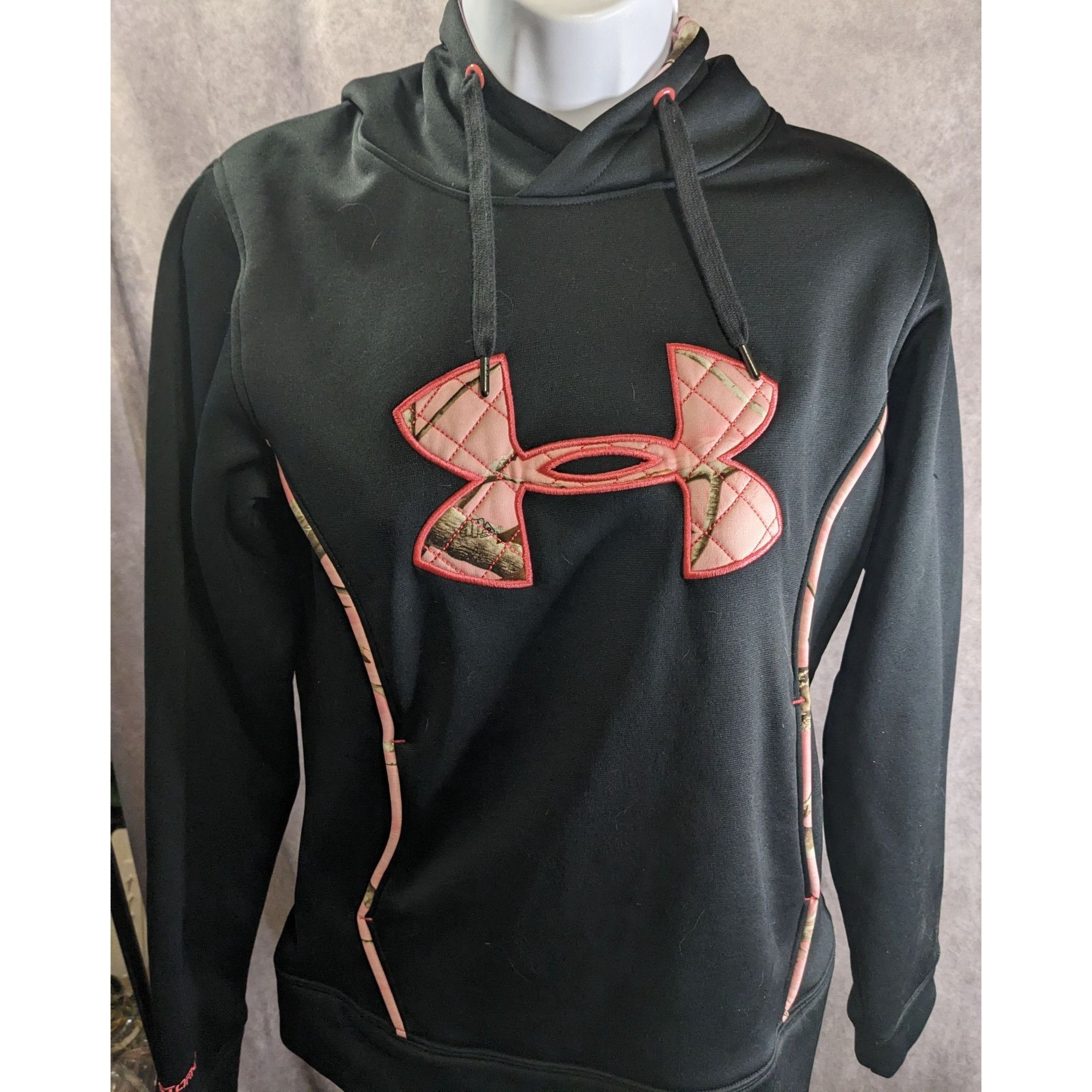 Under Armour Under Armour Storm Womens Black Hoodie Pink Camo Logo Size S Size S / US 4 / IT 40 - 5 Thumbnail