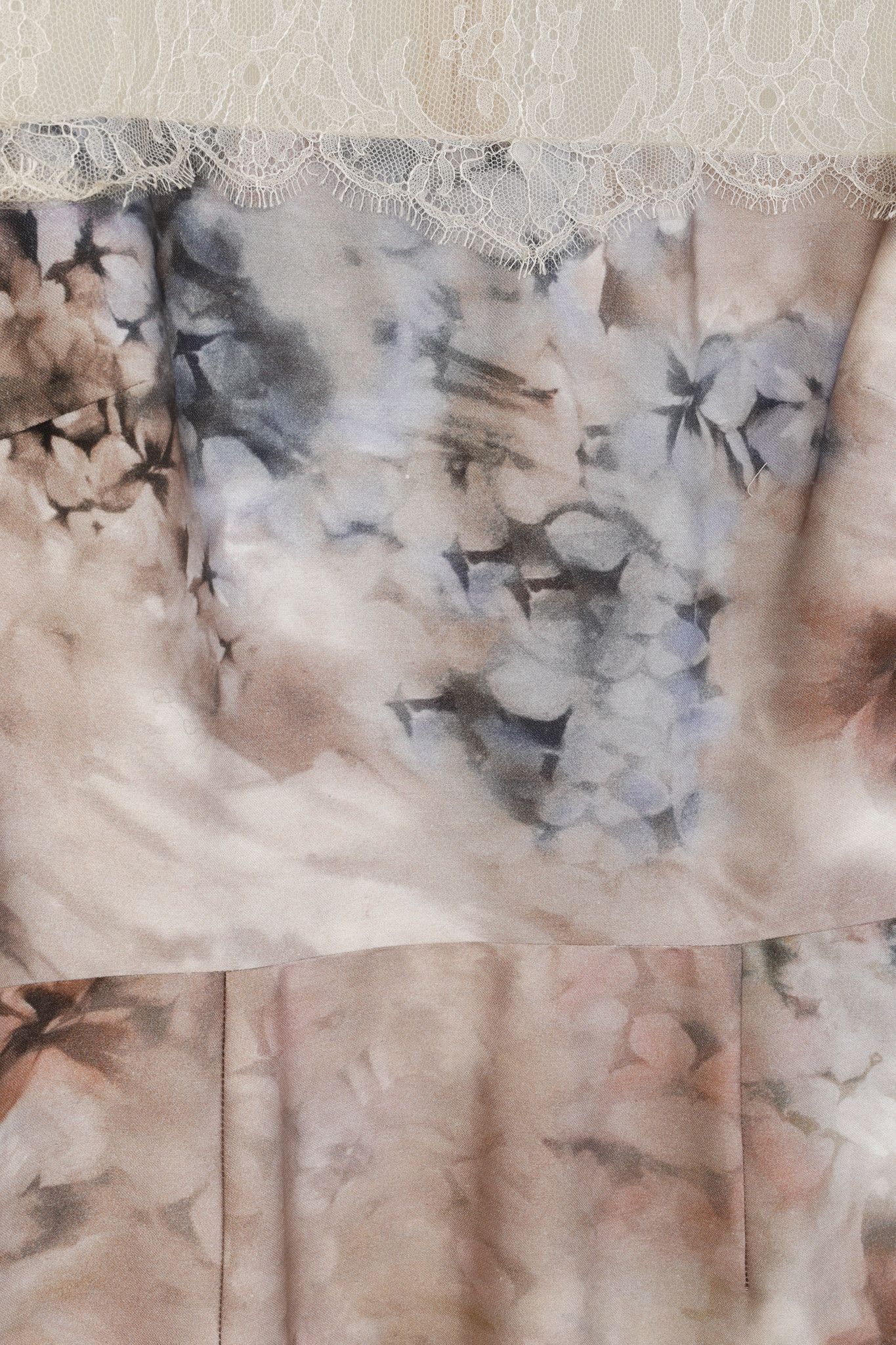 Valentino Valentino PF/13 Fluid Garden Silk Mikado Lace-Sleeved Dress Size S / US 4 / IT 40 - 7 Thumbnail
