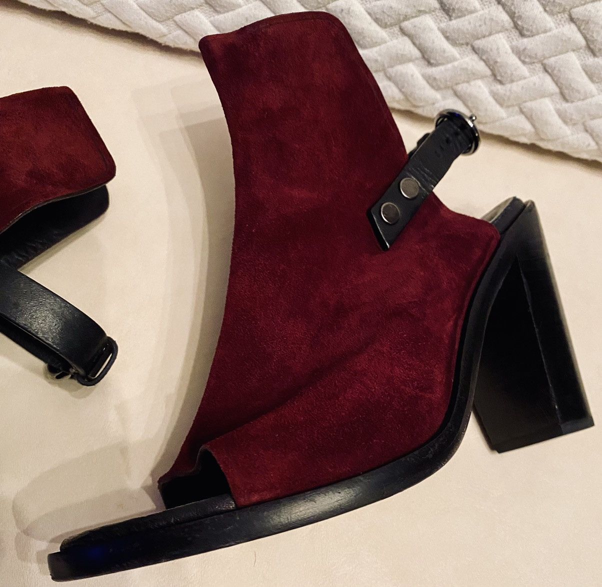 Rag & Bone Rag & Bone 🇮🇹 Suede Peep Toe Ankle Strap Heel Wyatt Sandals 7 Size US 7 / IT 37 - 17 Thumbnail
