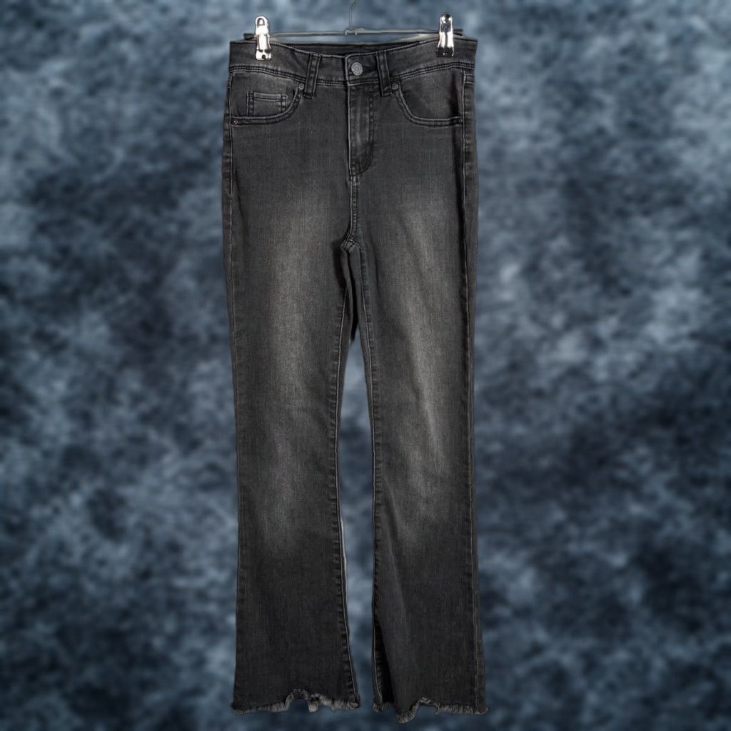 Vintage Sincerely Jules Jeans Womens 25 Black Flared High-Waisted Frayed Hem 5-Pocket Denim 30in Inseam Size 42" / US 20 - 1 Thumbnail