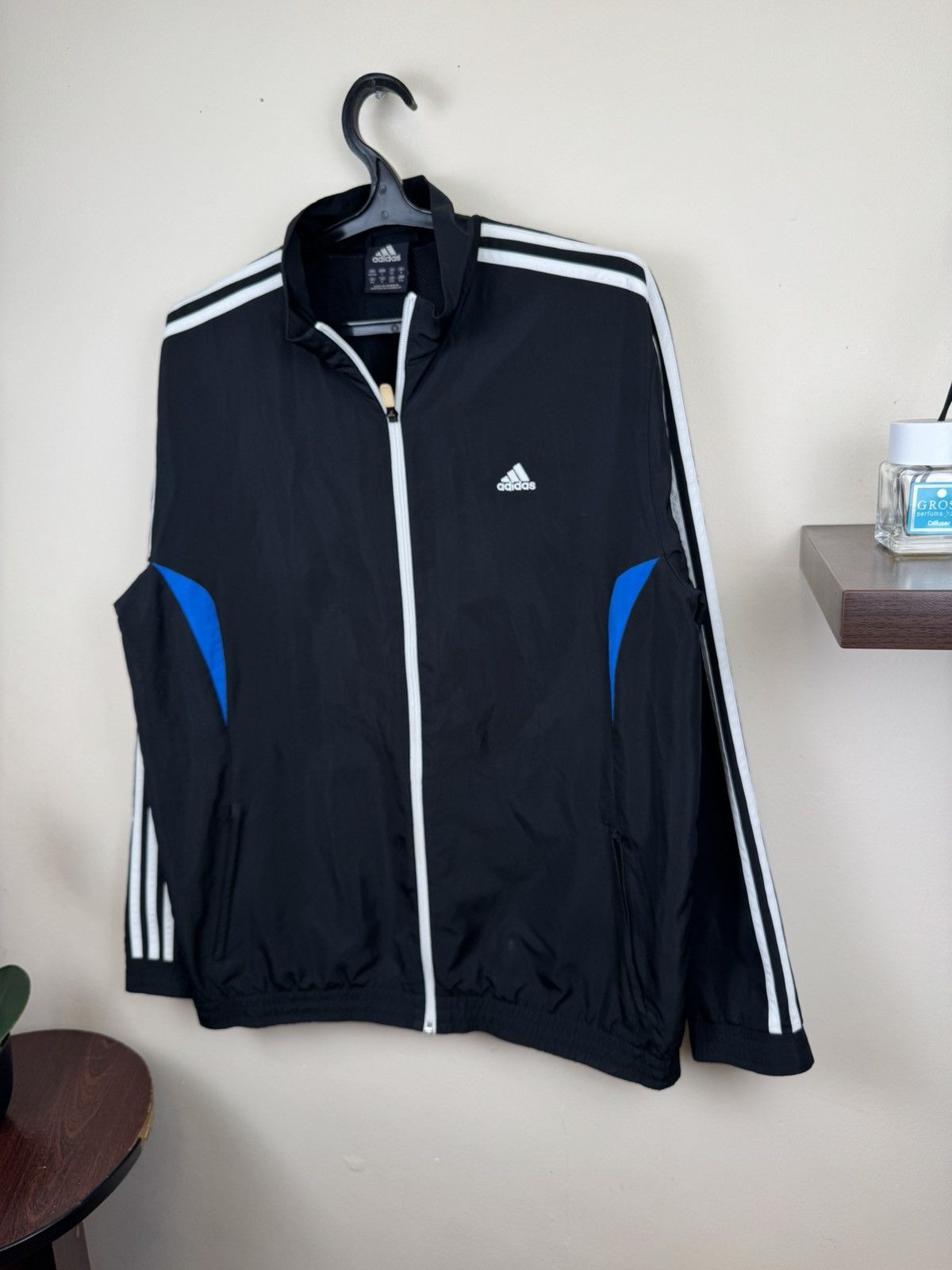 Adidas Vintage Adidas Track Jacket Windbreaker Spring Lightweight L Size US L / EU 52-54 / 3 - 9 Thumbnail